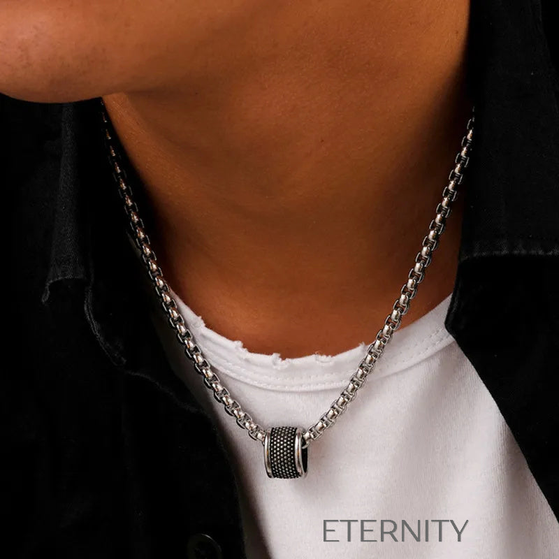 Collar Industrial Essence de Cadena de Caja y Dije Texturizado Cadenas Plateado Unica Acero Inoxidable ETERNITY
