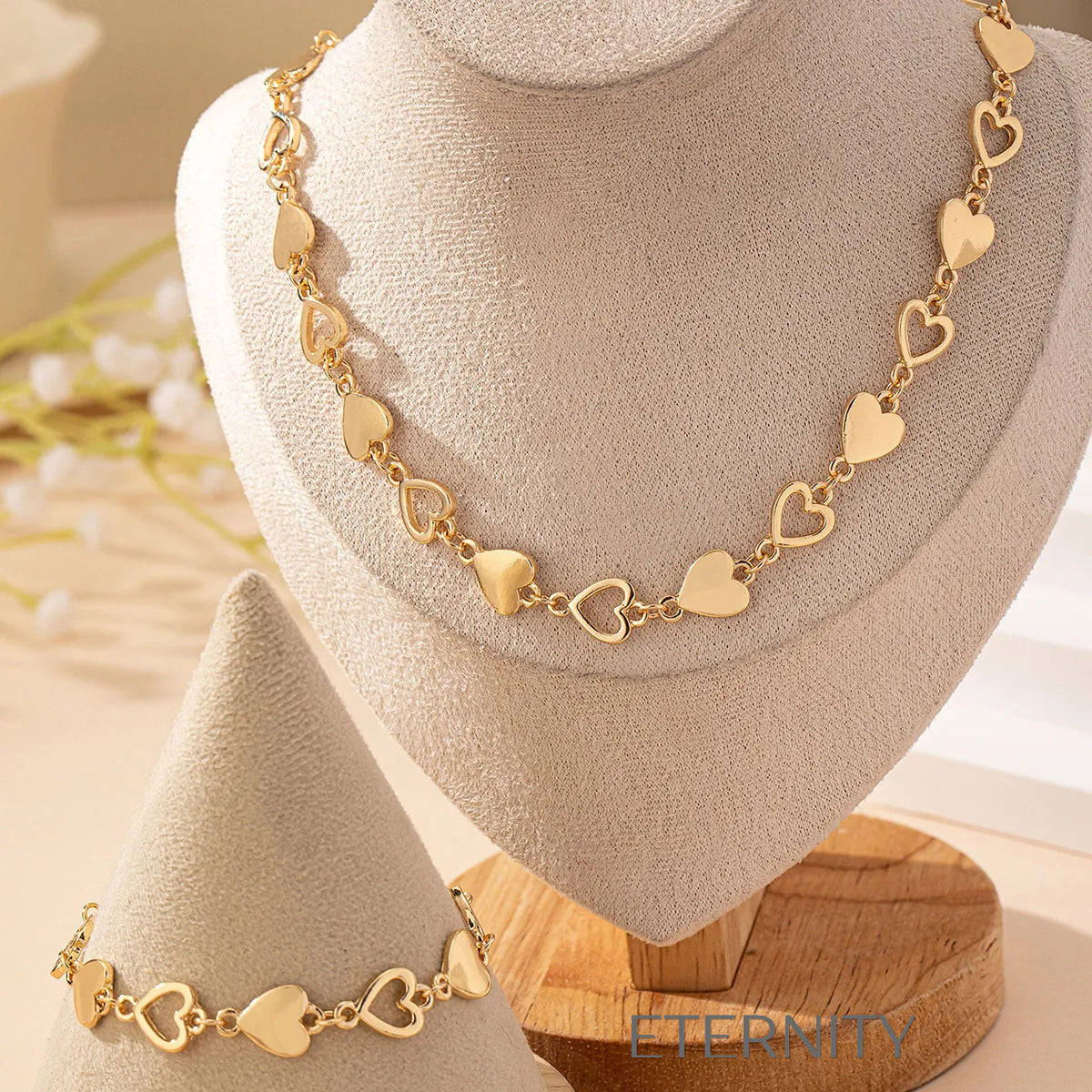 Set Sweetheart Choker de Collar y Pulsera Set Dorado Unica Acero Inoxidable ETERNITY