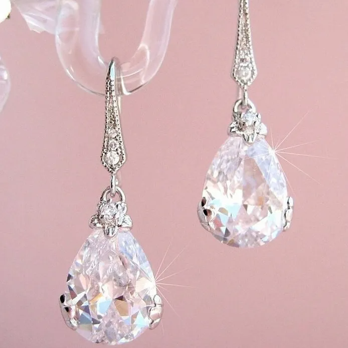 Zarcillos "Crystal Tear" ETERNITY - Gota de Cristal y Baño de Plata