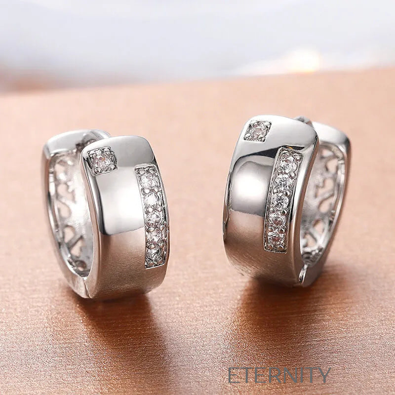 Zarcillos de Aro Grueso con Detalles de Cristal y Calado Zarcillos Plateado Unica Acero Inoxidable ETERNITY