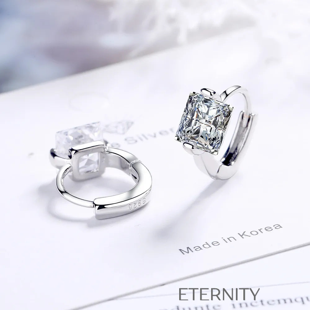 Zarcillos de Aro Radiant Square con Cristales de Corte Princesa Zarcillos Dorado Unica Acero Inoxidable ETERNITY