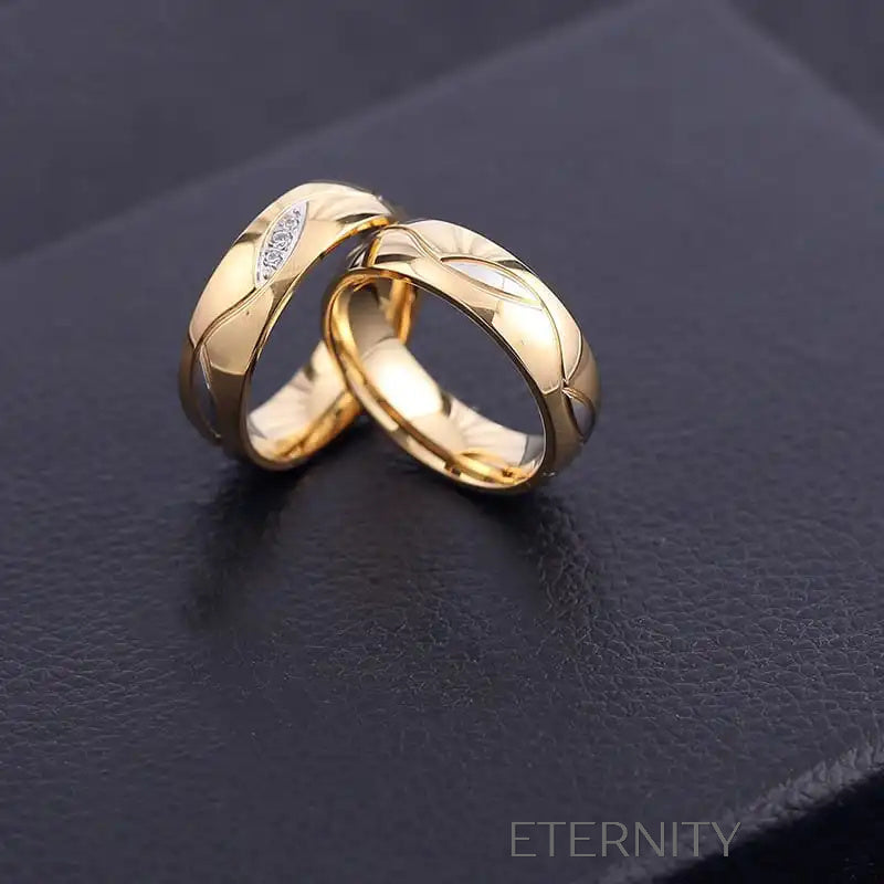 Anillo dorado con diseño de hoja y cristales brillantes Anillos Dorado 7 Acero Inoxidable  ETERNITY