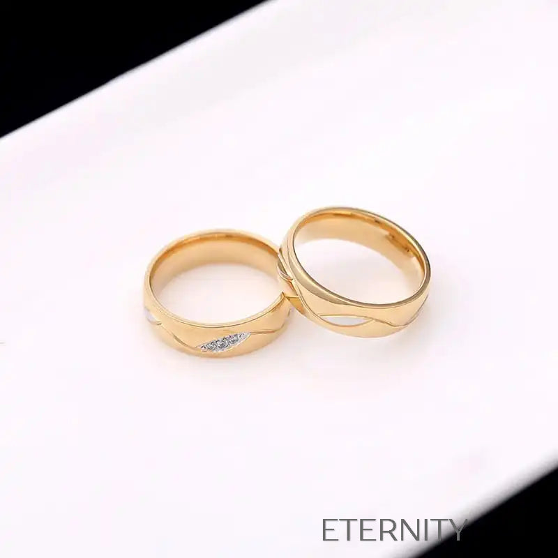 Anillo dorado con diseño de hoja y cristales brillantes Anillos Dorado 7 Acero Inoxidable  ETERNITY