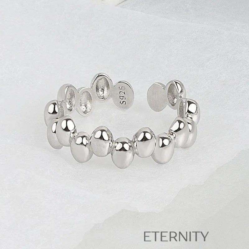 Brazalete Golden Pebble Orgánico  Anillos Dorado Ajustable Acero Inoxidable  ETERNITY