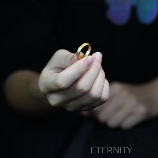 Anillo Golden Bark de Banda Texturizada en Oro  Anillos Dorado Ajustable Acero Inoxidable  ETERNITY