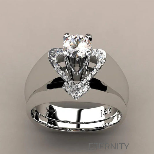 Anillo de compromiso con diamante central y diseño de corazón Anillos Plateado 7 Acero Inoxidable  ETERNITY
