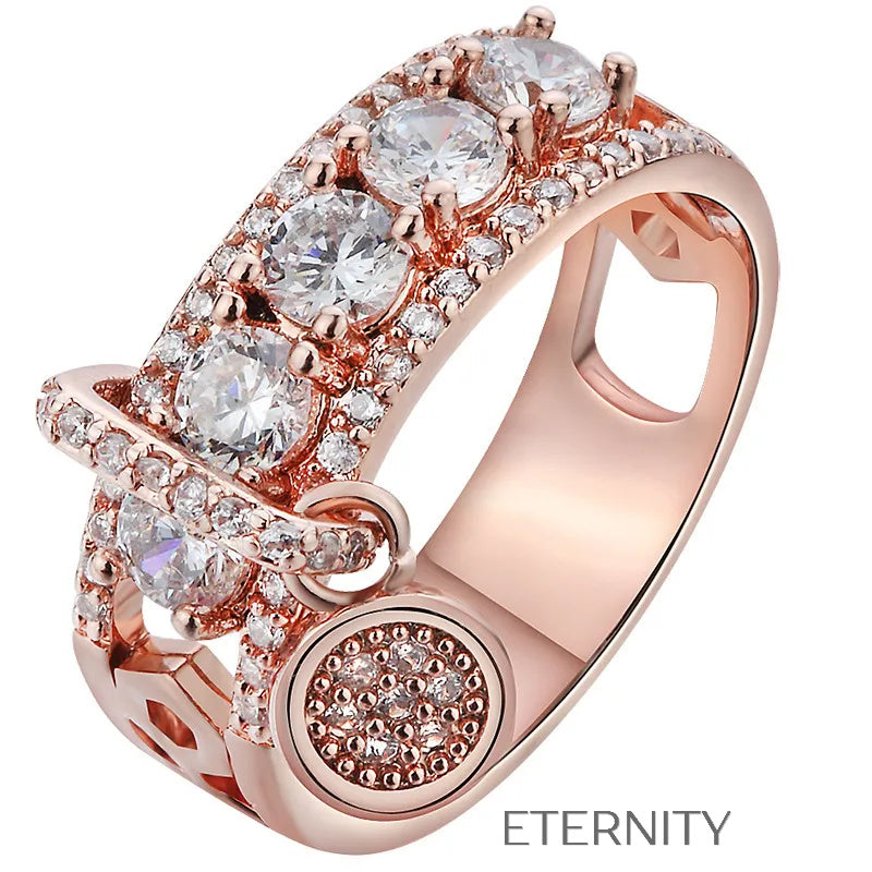 Anillos de Lujo con Números Romanos y Dije de Cristal  Anillos Dorado 7 Acero Inoxidable  ETERNITY