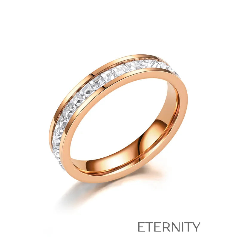 Anillos Diamond  con Cristales en Engaste de Canal  Anillos Dorado 8 Acero Inoxidable  ETERNITY