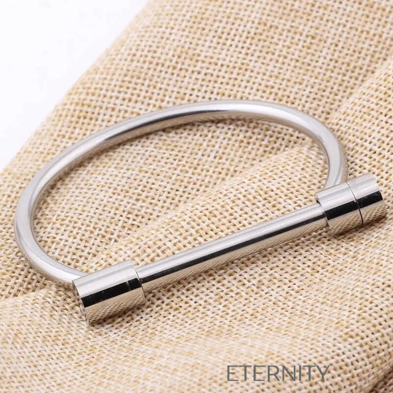 Brazalete Industrial Shackle  Brazaletes Negro Unica Acero Inoxidable  ETERNITY