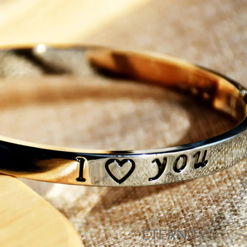 Brazalete metálico grabado con mensajes de amor Brazaletes Plateado Unica Acero Inoxidable  ETERNITY