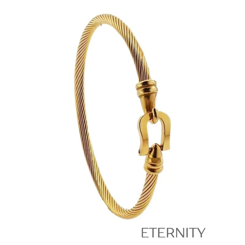 Brazalete Rígido Heart Cable de Acero Torsonado con Dije de Corazón en Oro y Plata  Brazaletes Dorado Unica Acero Inoxidable  ETERNITY