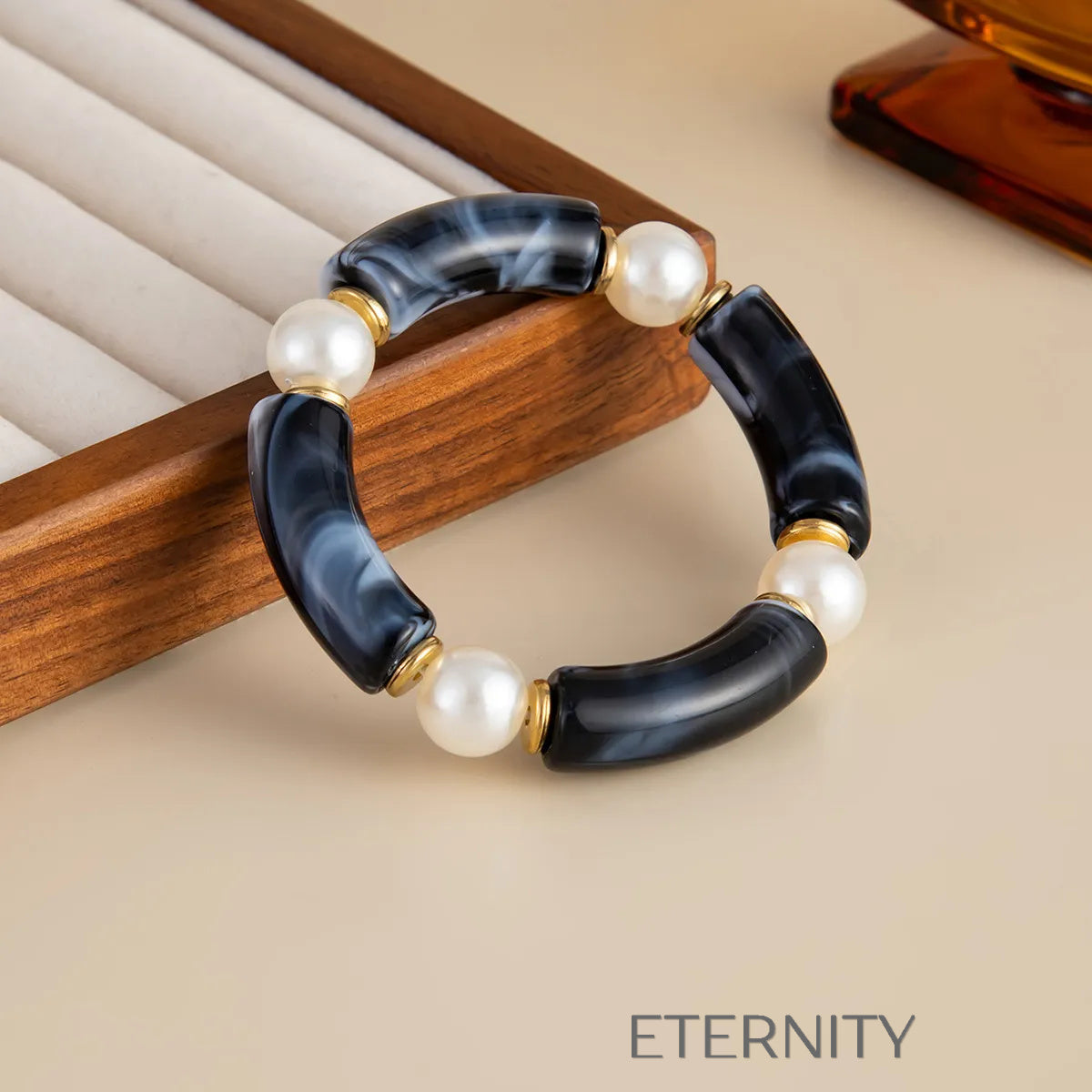 Brazaletes Midnight Gold de Resina  Brazaletes Negro Unica Acero Inoxidable  ETERNITY