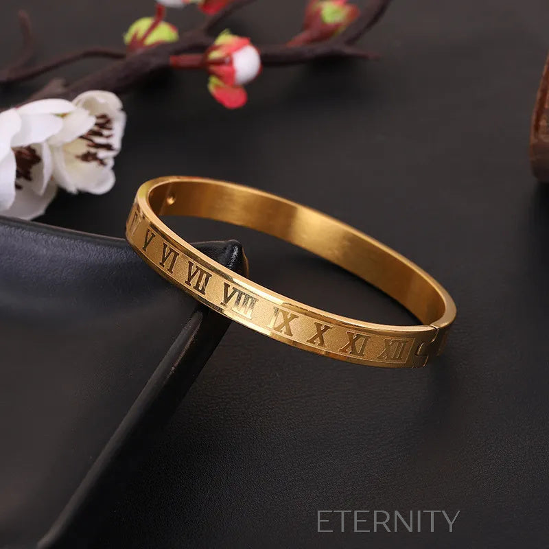 Brazalete Rígido de Acero con Números Romanos Grabados  Brazaletes Negro 8mm Acero Inoxidable  ETERNITY