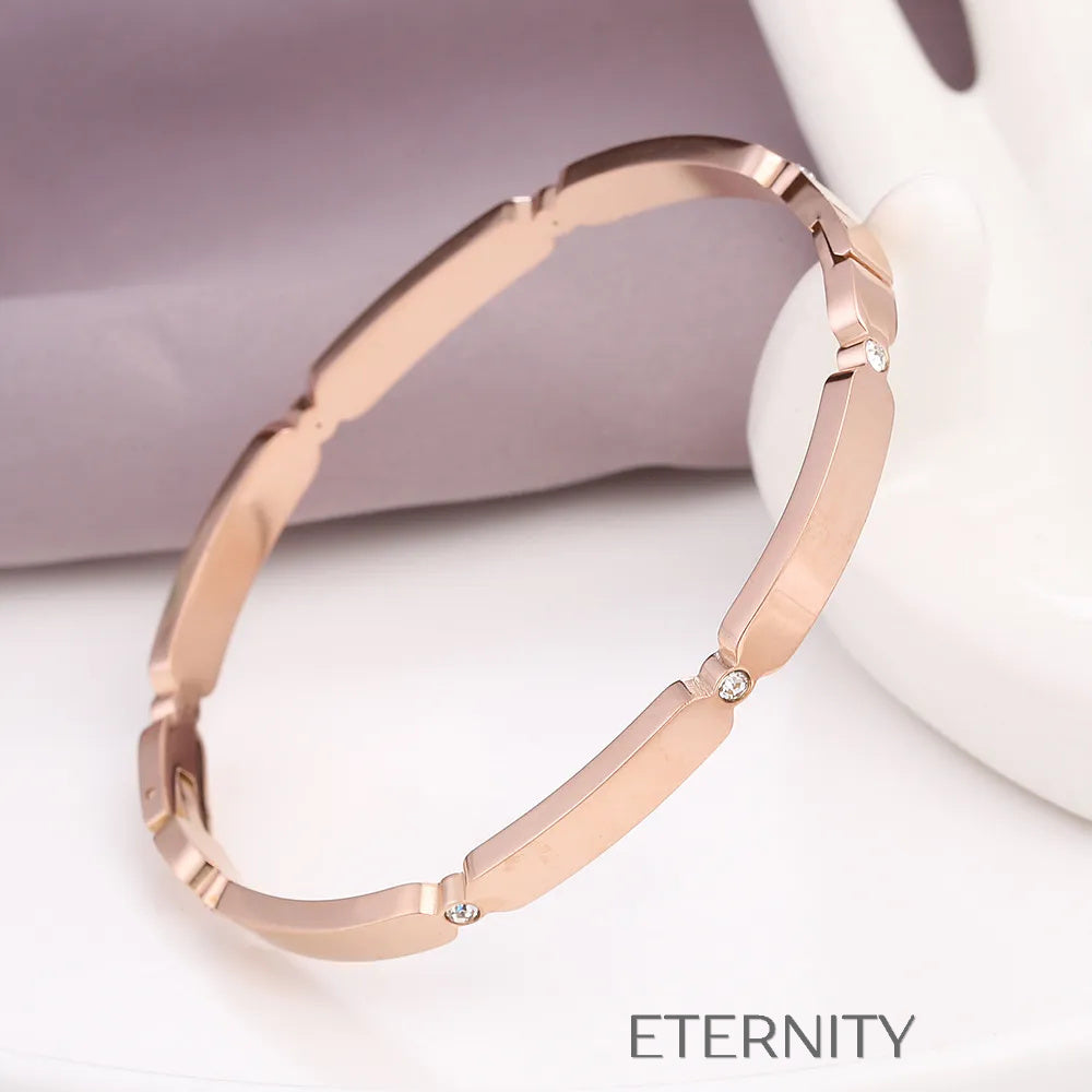 Brazalete Rígido Eternal Radiant en Oro y Plata con Incrustaciones de Cristal  Brazaletes Dorado Unica Acero Inoxidable  ETERNITY