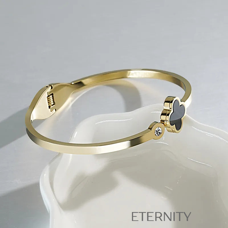 Brazalete Rígido Trébol con Nácar y Circones  Brazaletes Dorado Unica Acero Inoxidable  ETERNITY