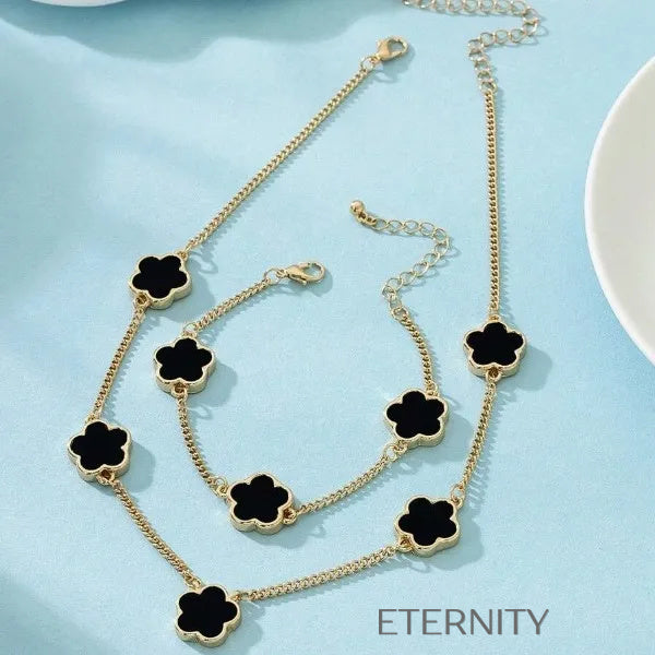 Set de Collar Black Clover en Oro  Brazaletes Negro Unica Acero Inoxidable  ETERNITY