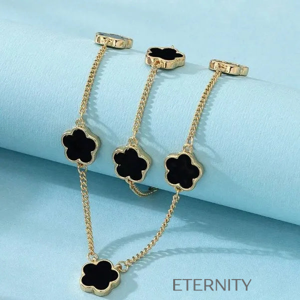 Set de Collar Black Clover en Oro  Brazaletes Negro Unica Acero Inoxidable  ETERNITY