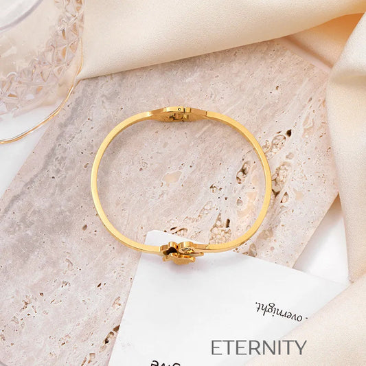Brazalete Nacre Monarch de Mariposa  Brazaletes Dorado Unica Acero Inoxidable  ETERNITY