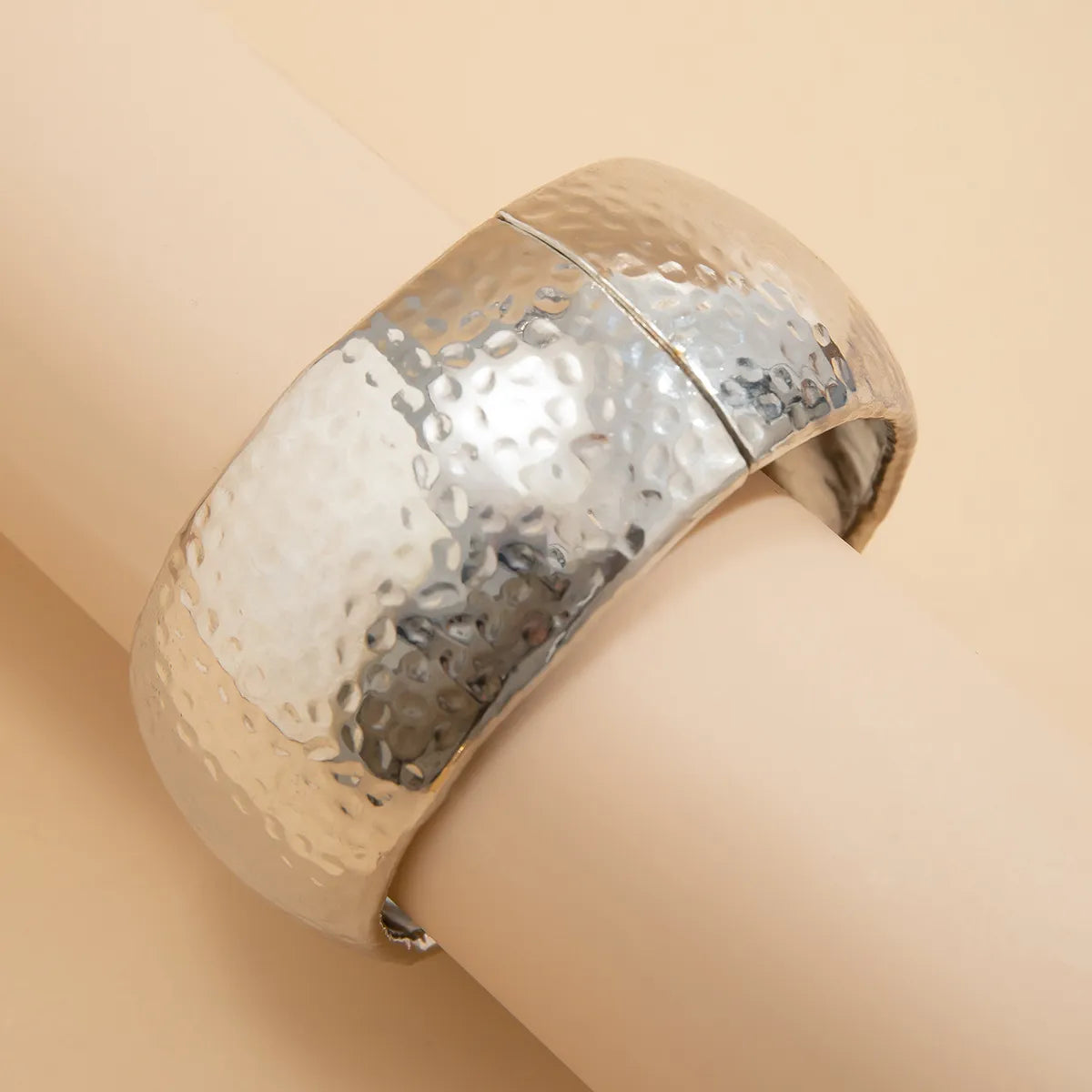 Brazalete "Rhombus Luxe" ETERNITY - Textura Diamantada