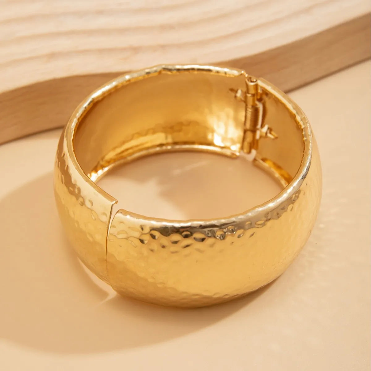 Brazalete "Rhombus Luxe" ETERNITY - Textura Diamantada