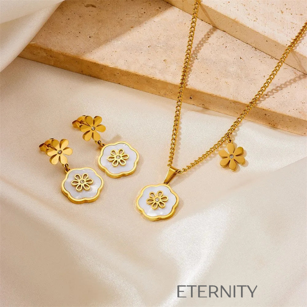 Set de Joyería Floral Eternal Bloom con Nácar y Cristales  Brazaletes Dorado Unica Acero Inoxidable  ETERNITY