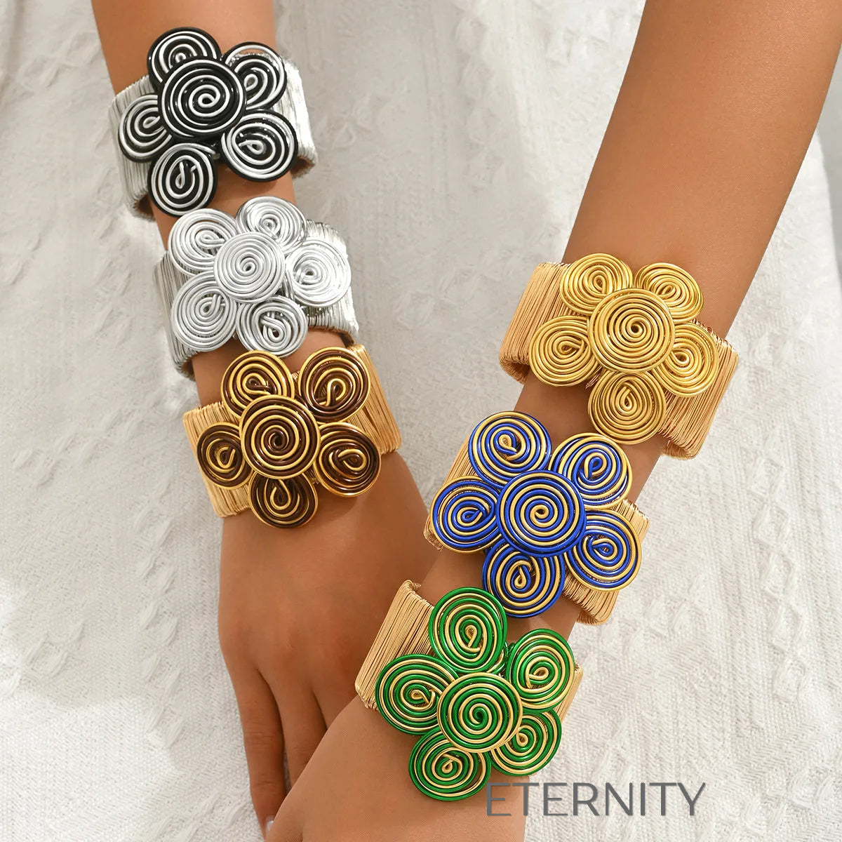 Pulseras doradas y plateadas con diseño floral artístico Brazaletes Dorado Unica Acero Inoxidable  ETERNITY