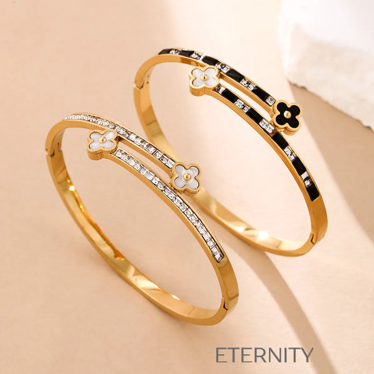 Brazalete Lucky Clover Trébol y Cristales  Brazaletes Dorado Unica Acero Inoxidable  ETERNITY