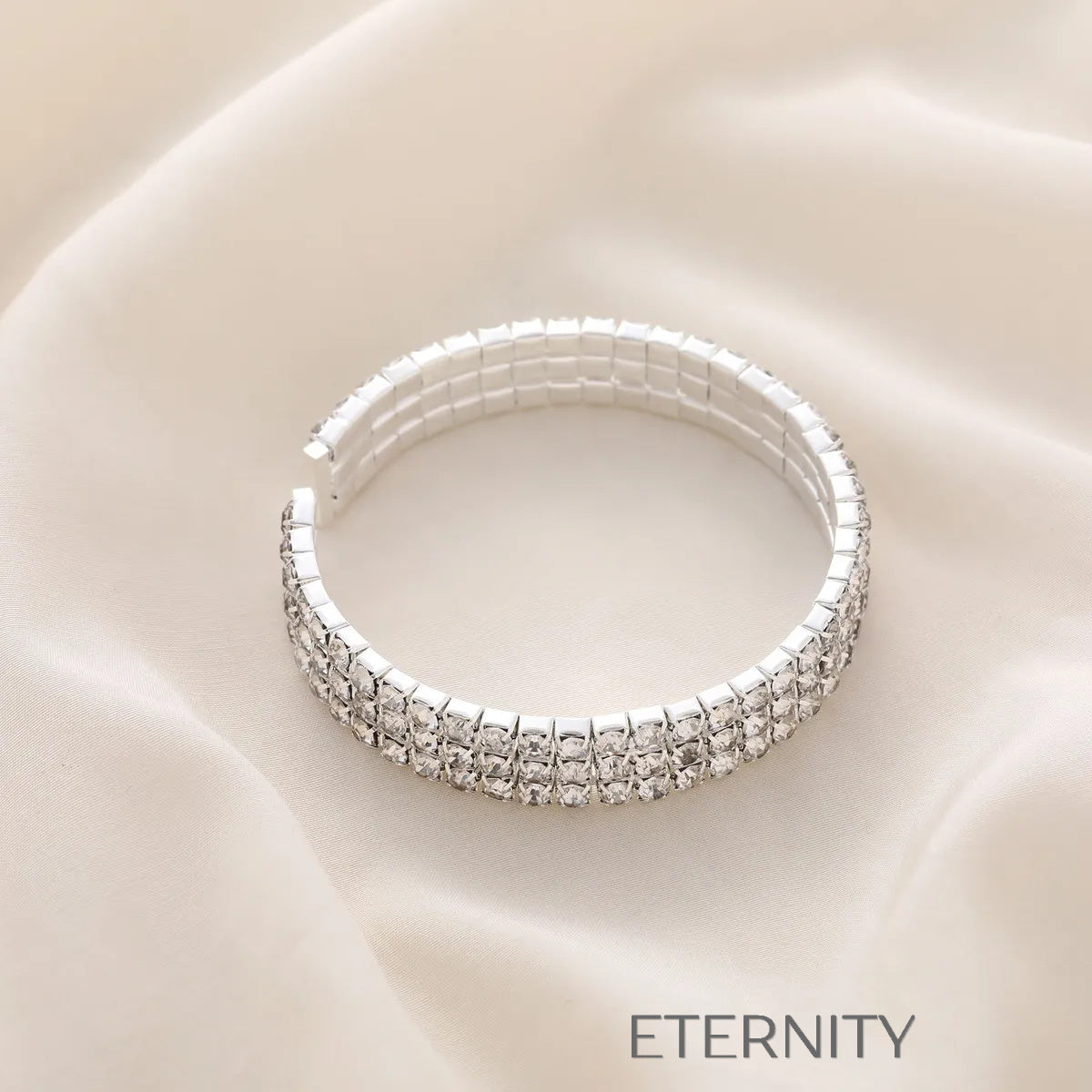 Brazalete Glacier Tennis Triple Hileras  Brazaletes Plateado Unica Acero Inoxidable  ETERNITY
