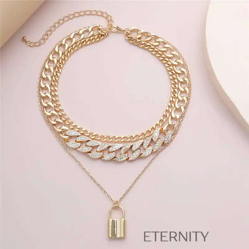 Set de Triple Collar de Cadenas con Dije de Candado  Cadenas Dorado Unica Acero Inoxidable  ETERNITY