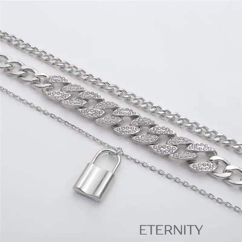 Set de Triple Collar de Cadenas con Dije de Candado  Cadenas Dorado Unica Acero Inoxidable  ETERNITY