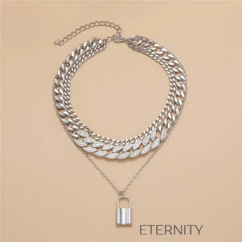 Set de Triple Collar de Cadenas con Dije de Candado  Cadenas Dorado Unica Acero Inoxidable  ETERNITY