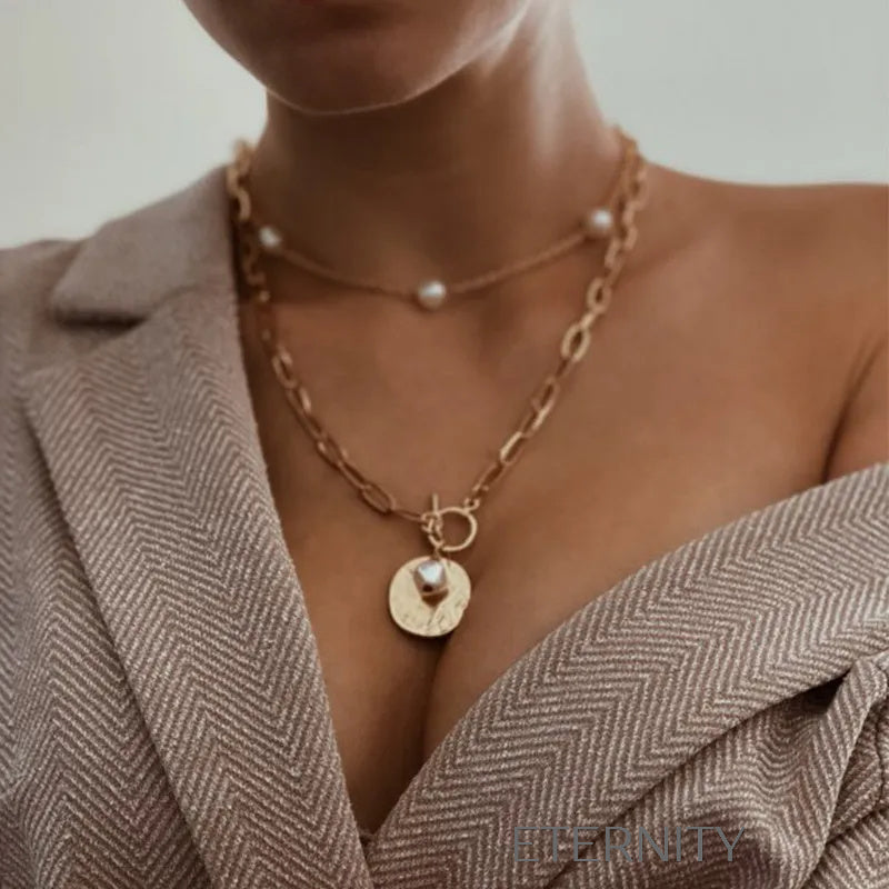 Collares dorados con perlas – diseño elegante y moderno Cadenas Dorado Unica Acero Inoxidable  ETERNITY