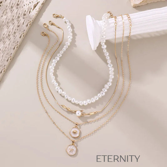 Set de Collares Pearl & Heart en Capas  Cadenas Dorado Unica Acero Inoxidable  ETERNITY