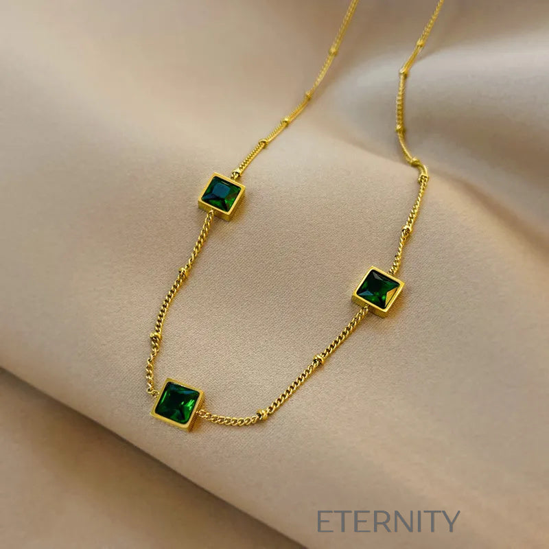 Collar Minimalista Cubos de Esmeralda  Cadenas Dorado Unica Acero Inoxidable  ETERNITY