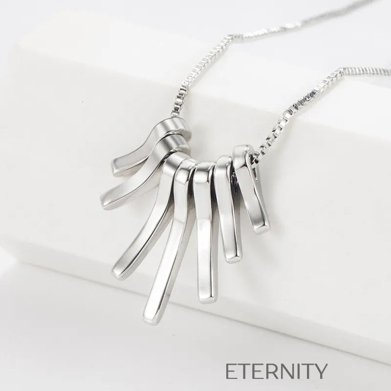 Collar Stellar Fan de Barras Radiantes  Cadenas Plateado Unica Acero Inoxidable  ETERNITY