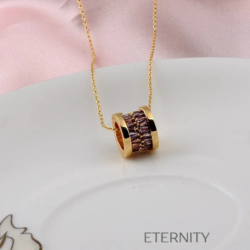 Collar  Cylinder con Cristales Baguette y Oro  Cadenas Purpura Unica Acero Inoxidable  ETERNITY