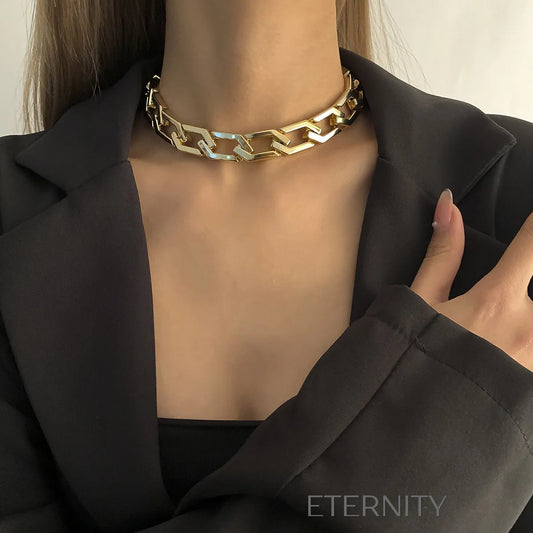 Gargantilla de Eslabones Geométricos  Cadenas Dorado Unica Acero Inoxidable  ETERNITY