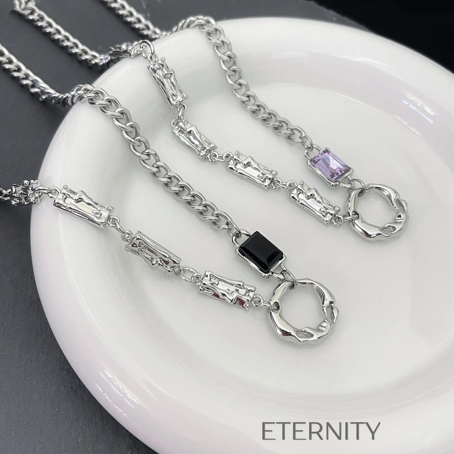 Collar de Cadena Mixta Liquid Link con Piedra Negra y Eslabón Orgánico  Cadenas Plateado Black Acero Inoxidable  ETERNITY