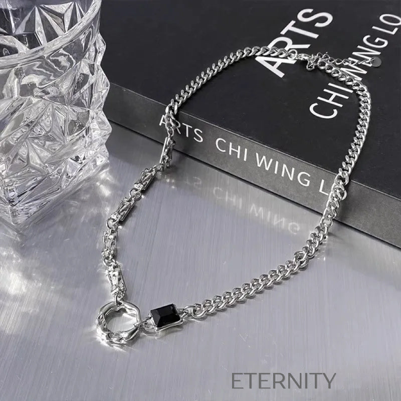 Collar de Cadena Mixta Liquid Link con Piedra Negra y Eslabón Orgánico  Cadenas Plateado Black Acero Inoxidable  ETERNITY