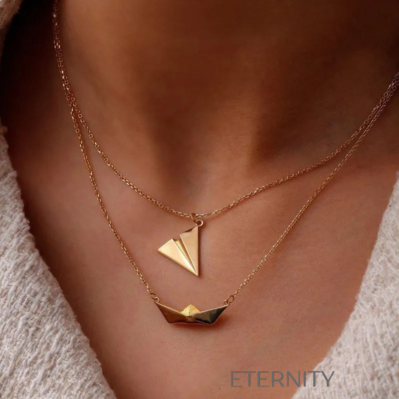 Collares Minimalistas Avión y Barquito de Origami  Cadenas Dorado Unica Acero Inoxidable  ETERNITY