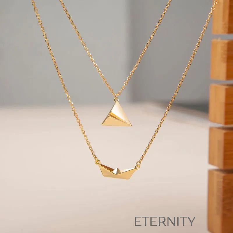 Collares Minimalistas Avión y Barquito de Origami  Cadenas Dorado Unica Acero Inoxidable  ETERNITY