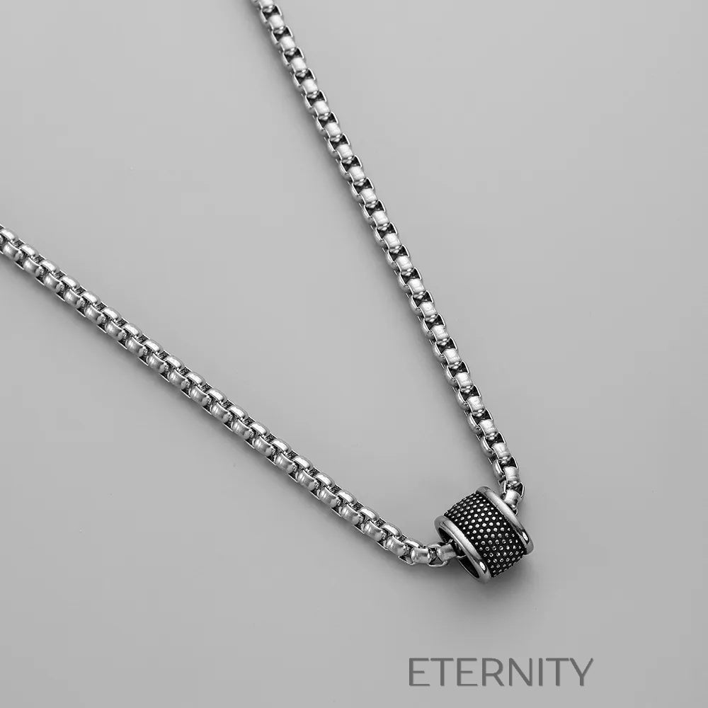 Collar Industrial Essence de Cadena de Caja y Dije Texturizado  Cadenas Plateado Unica Acero Inoxidable  ETERNITY