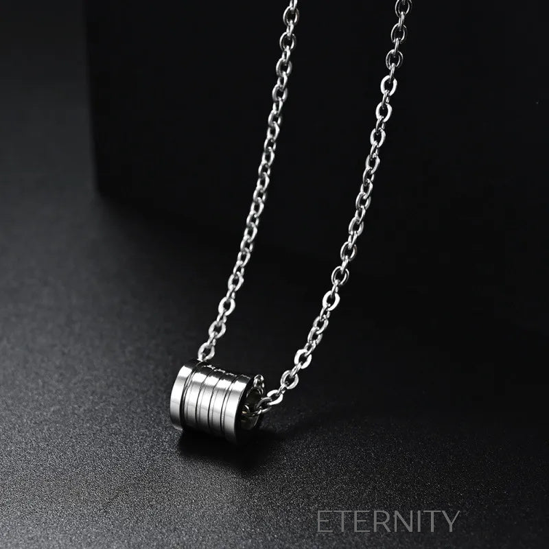 Collar Industrial Essence de Dijes Cilíndricos  Cadenas Plateado Unica Acero Inoxidable  ETERNITY