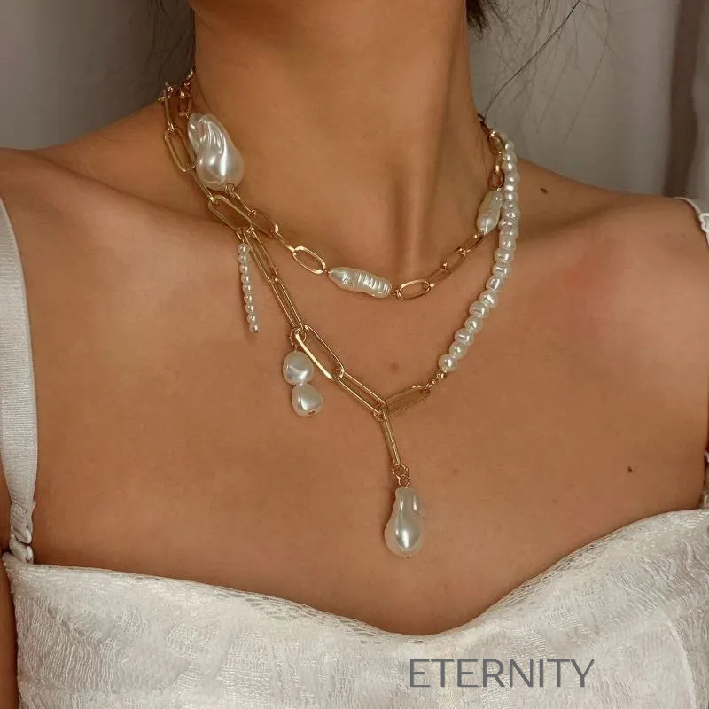 Collar Asimétrico Baroque Fusion Perlas y Eslabones  Cadenas Dorado Unica Acero Inoxidable  ETERNITY