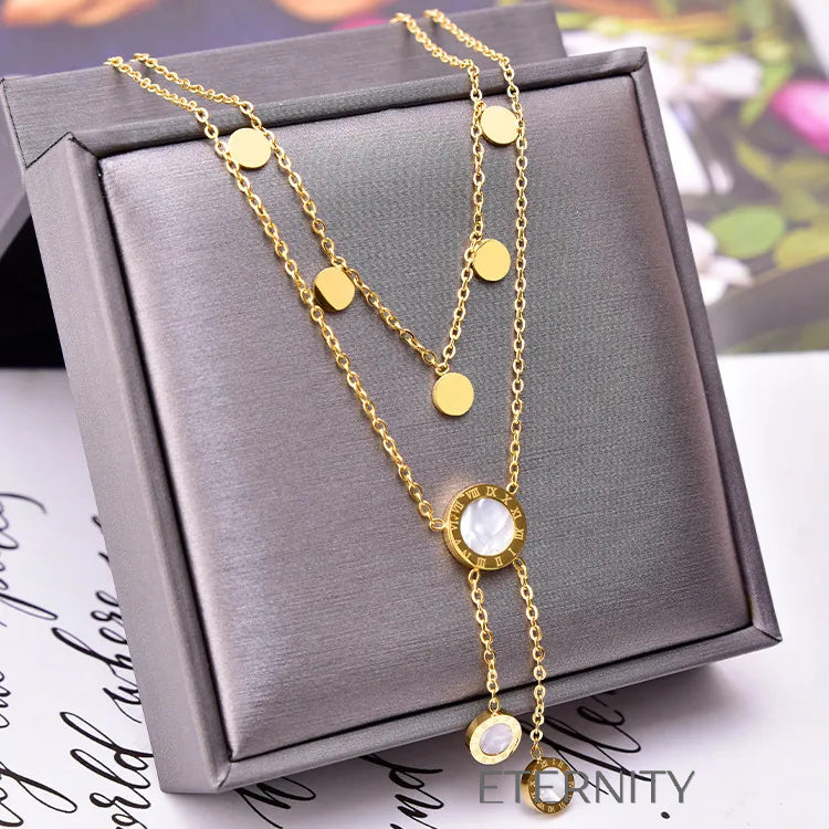Collar Celestial Love con Dijes de Corazón  Cadenas Dorado Unica Acero Inoxidable  ETERNITY