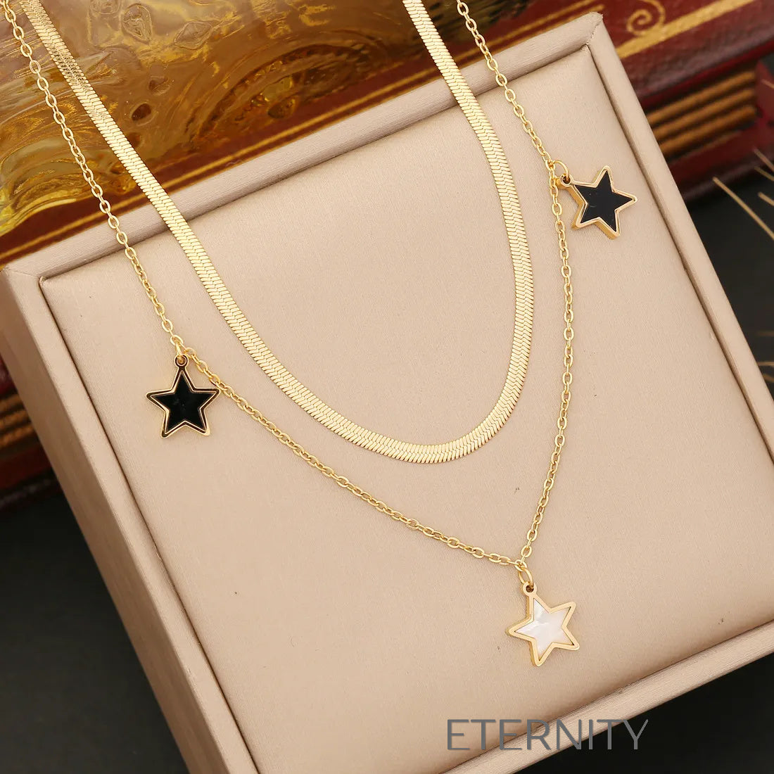 Collar Stellar Cascade Estrellas y Cristal  Cadenas Dorado Unica Acero Inoxidable  ETERNITY