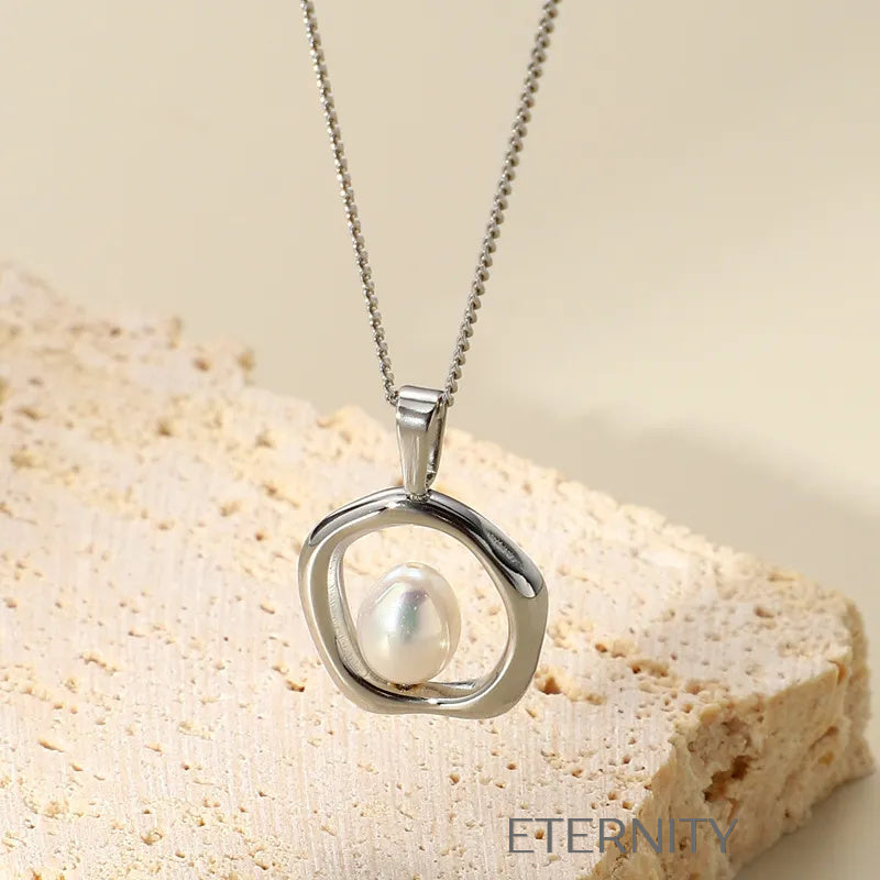 Collar Pearl Nest con Dije Orgánico y Perla Natural en Gold y Silver  Cadenas Dorado Unica Acero Inoxidable  ETERNITY