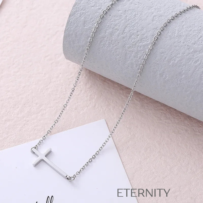 Collar Cruz Minimalista  Cadenas Dorado Unica Acero Inoxidable  ETERNITY