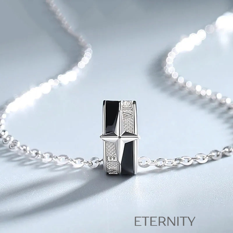 Collar plateado con dije de anillo y estrella en esmalte negro Cadenas Plateado Unica Acero Inoxidable  ETERNITY