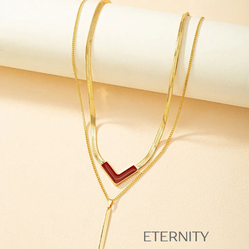 Set de Collares Geométricos en Rojo y Negro  Cadenas Dorado Unica Acero Inoxidable  ETERNITY